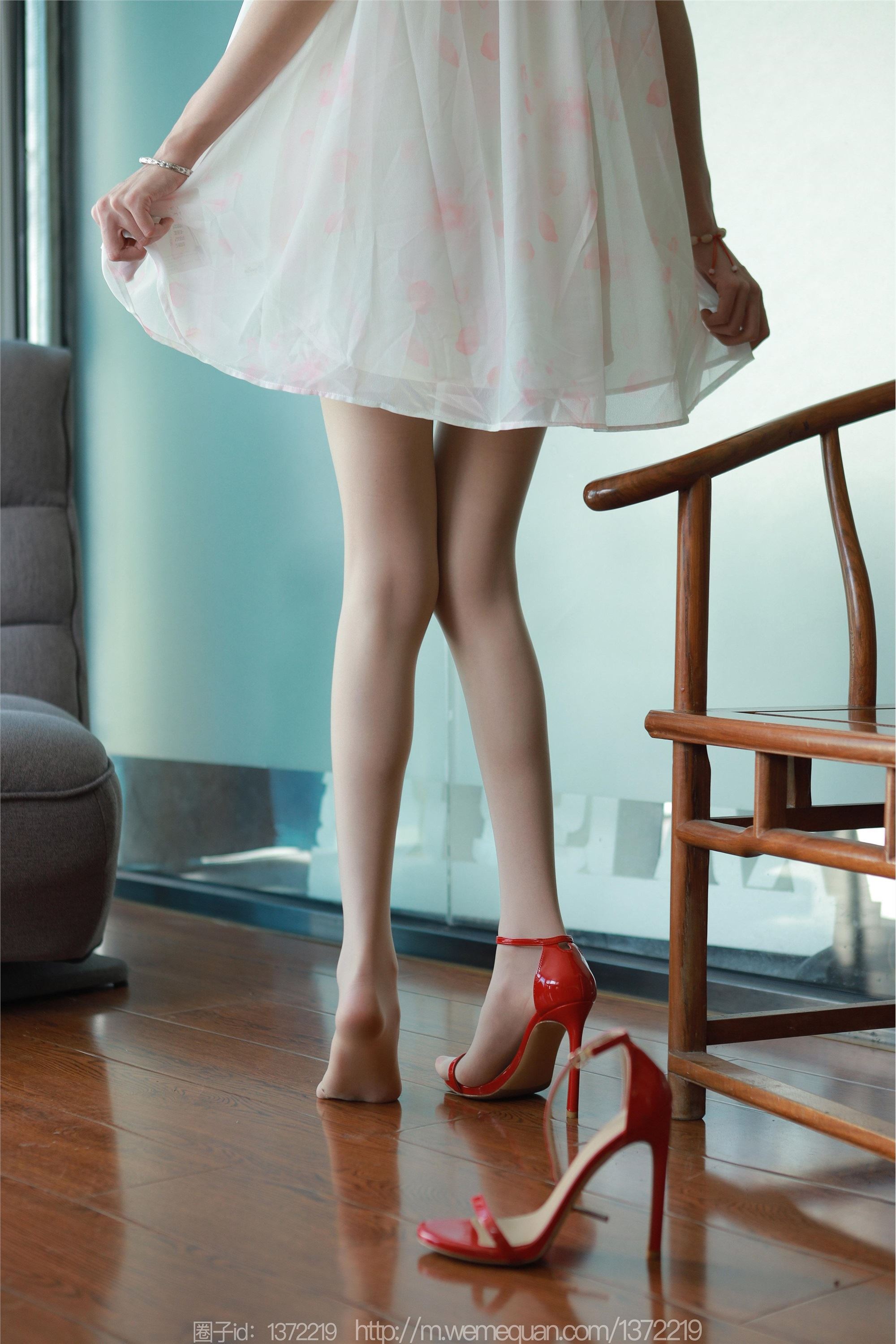 IESS异思趣向  2023.05.04 丝享家 1441 团团《红鞋肉丝》